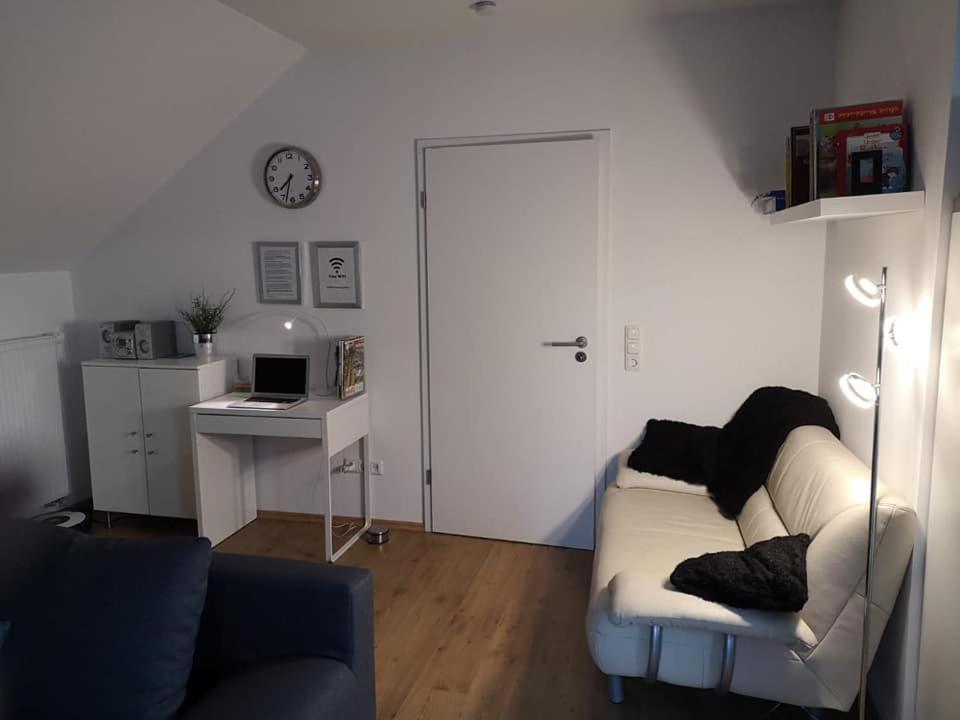 Haus Am Hang; Ferienwohnung Fernblick Stolberg  Bagian luar foto