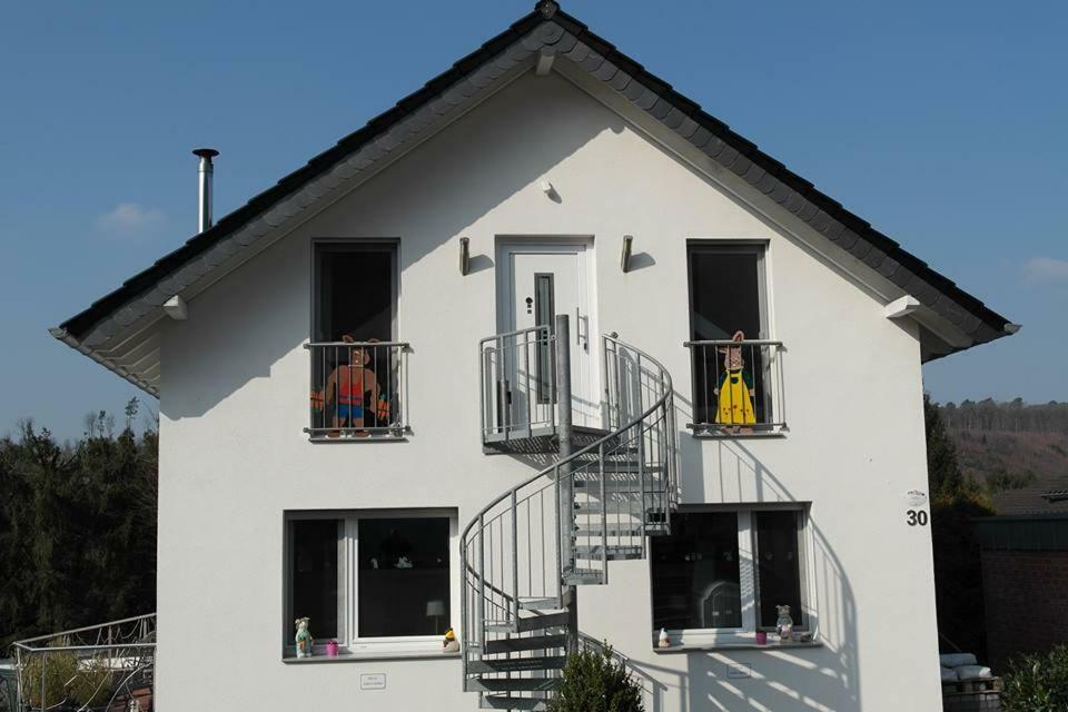 Haus Am Hang; Ferienwohnung Fernblick Stolberg  Bagian luar foto